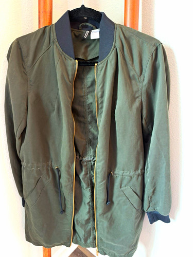 Divided olive green - h&m,